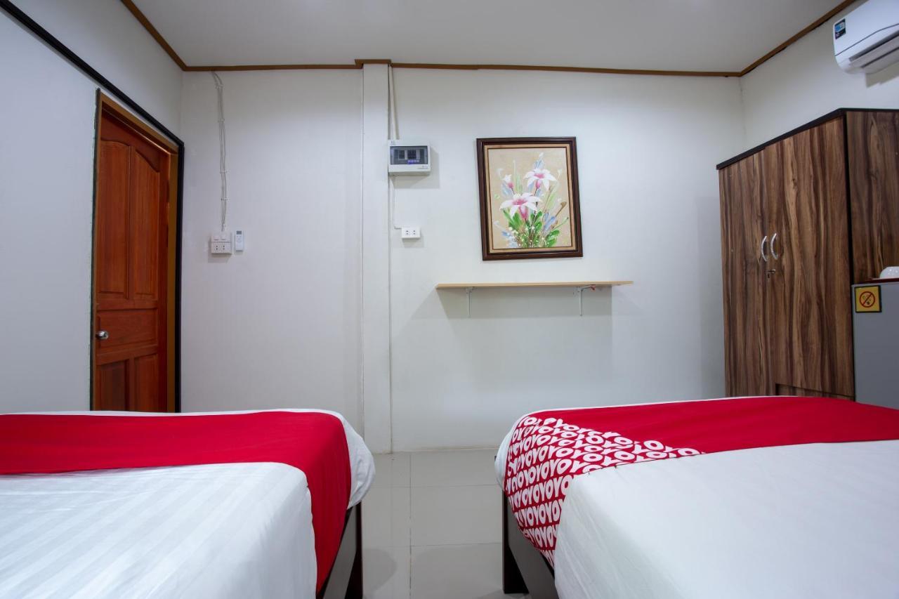 Oyo 909 Guiding Star Resort Chiang Mai Extérieur photo